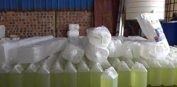 廣西一洗滌劑廠“轉行”勾兌消毒液被查，近20噸已流入市場，自來水供應或受影響